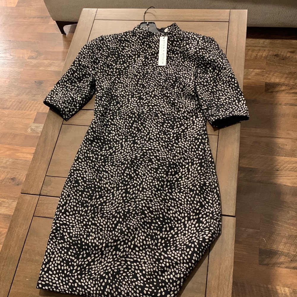 Alice + Olivia dress new with tags black and silver size 6 or small